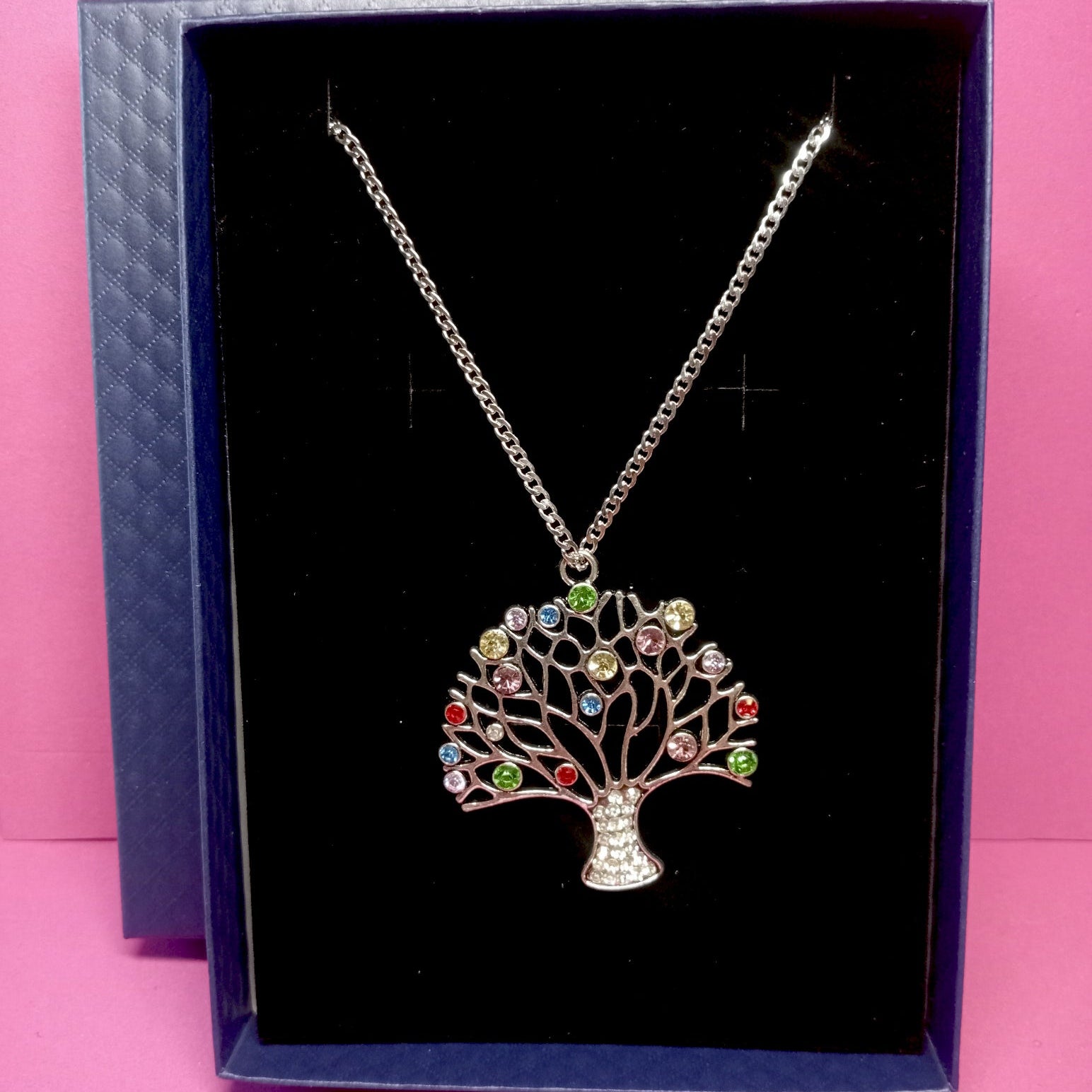 Colgante Árbol de la Vida Lanzamiento